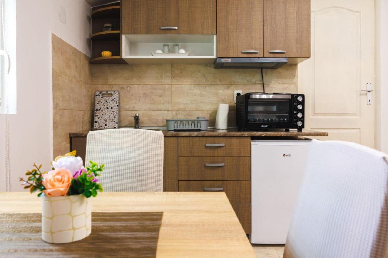 Apartmani Dordevic Golubac Esterno foto