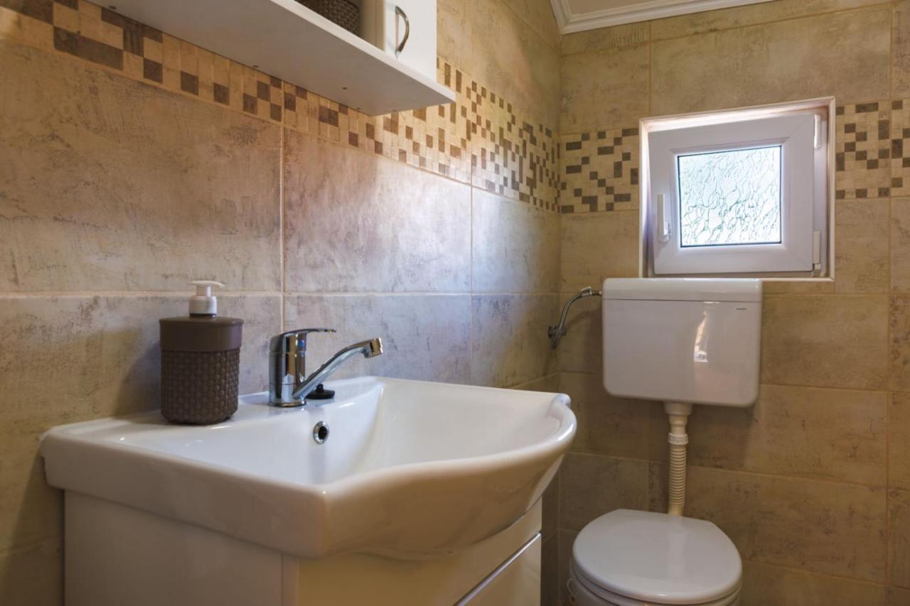 Apartmani Dordevic Golubac Esterno foto