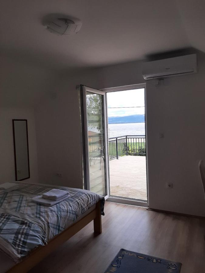 Apartmani Dordevic Golubac Esterno foto